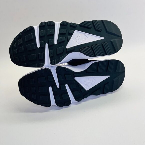 Nike Air Huarache Women's Running Shoes SIze 7 Red, Blue, White DV2220-100 - Picture 7 of 13